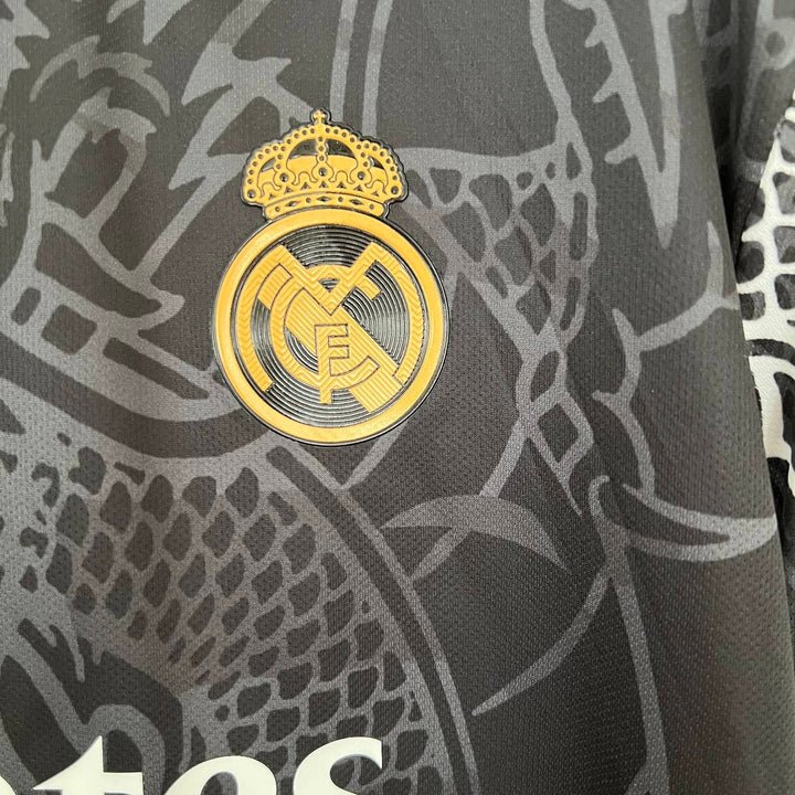 Real Madrid Dragón Negro Kit