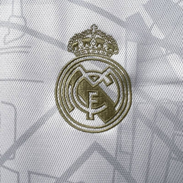Real Madrid Golden Dynasty Kit