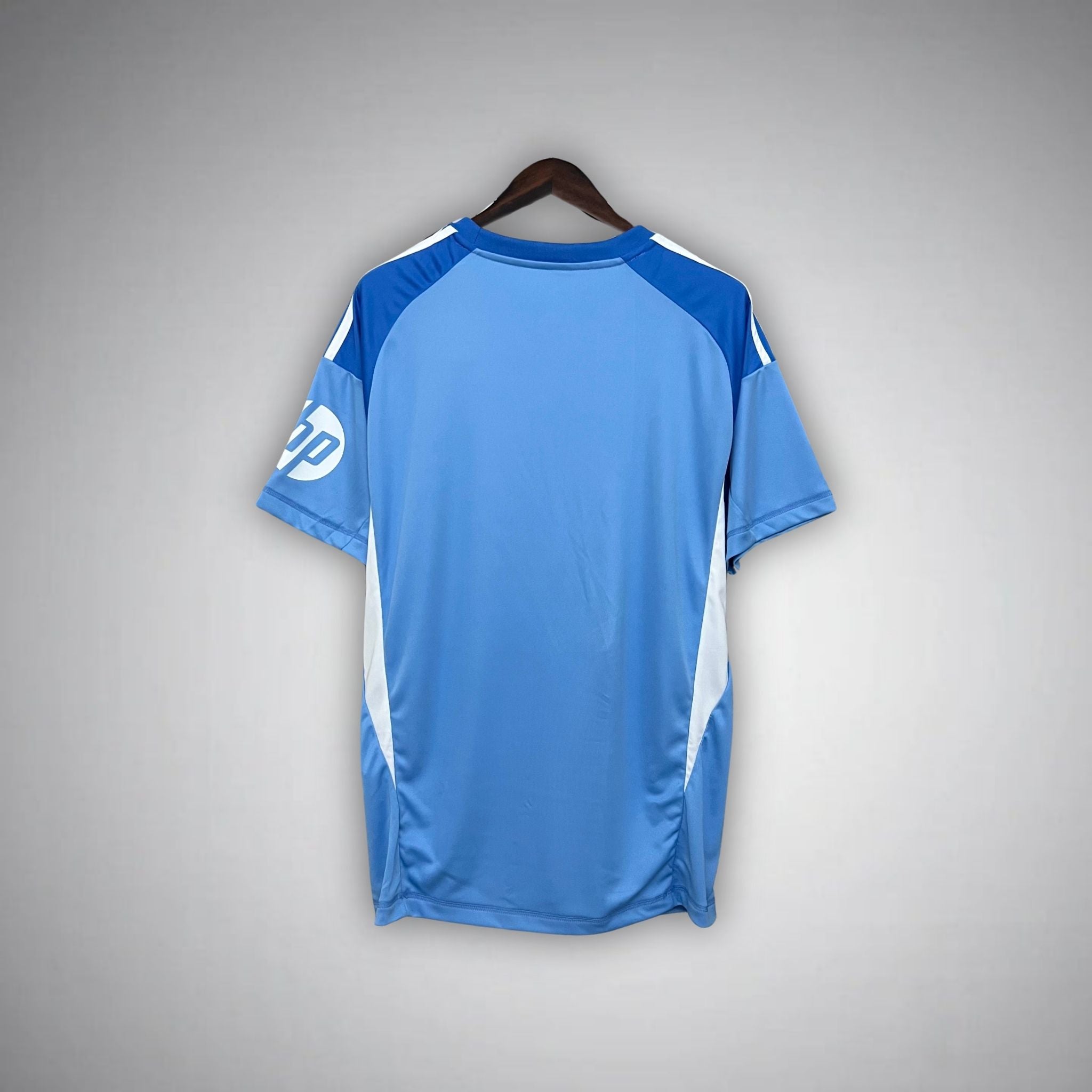 Real Madrid Royal Breeze Kit