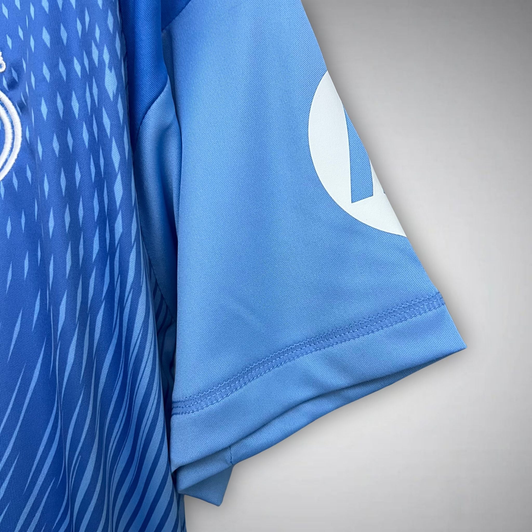 Real Madrid Royal Breeze Kit