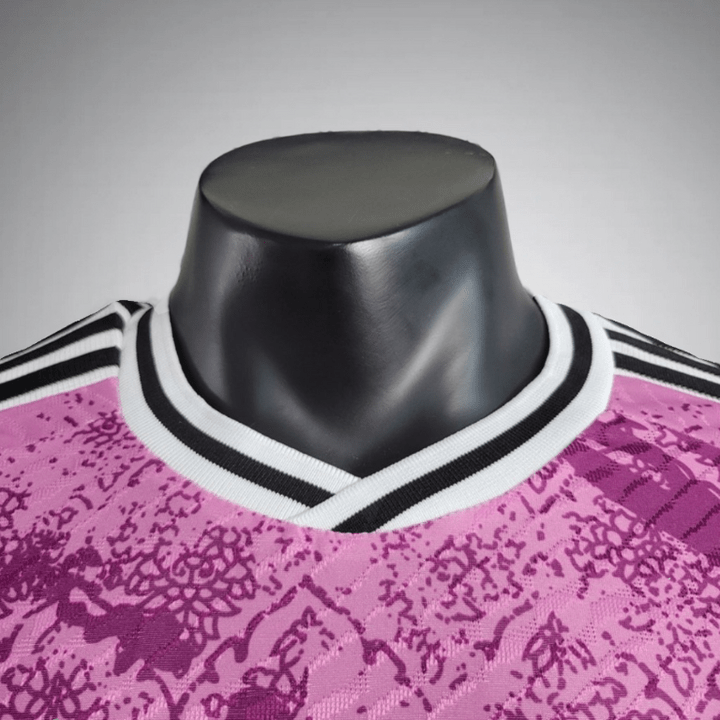 Real Madrid Royal Damask Kit