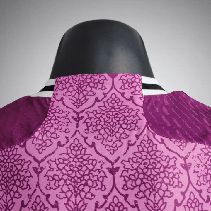 Real Madrid Royal Damask Kit