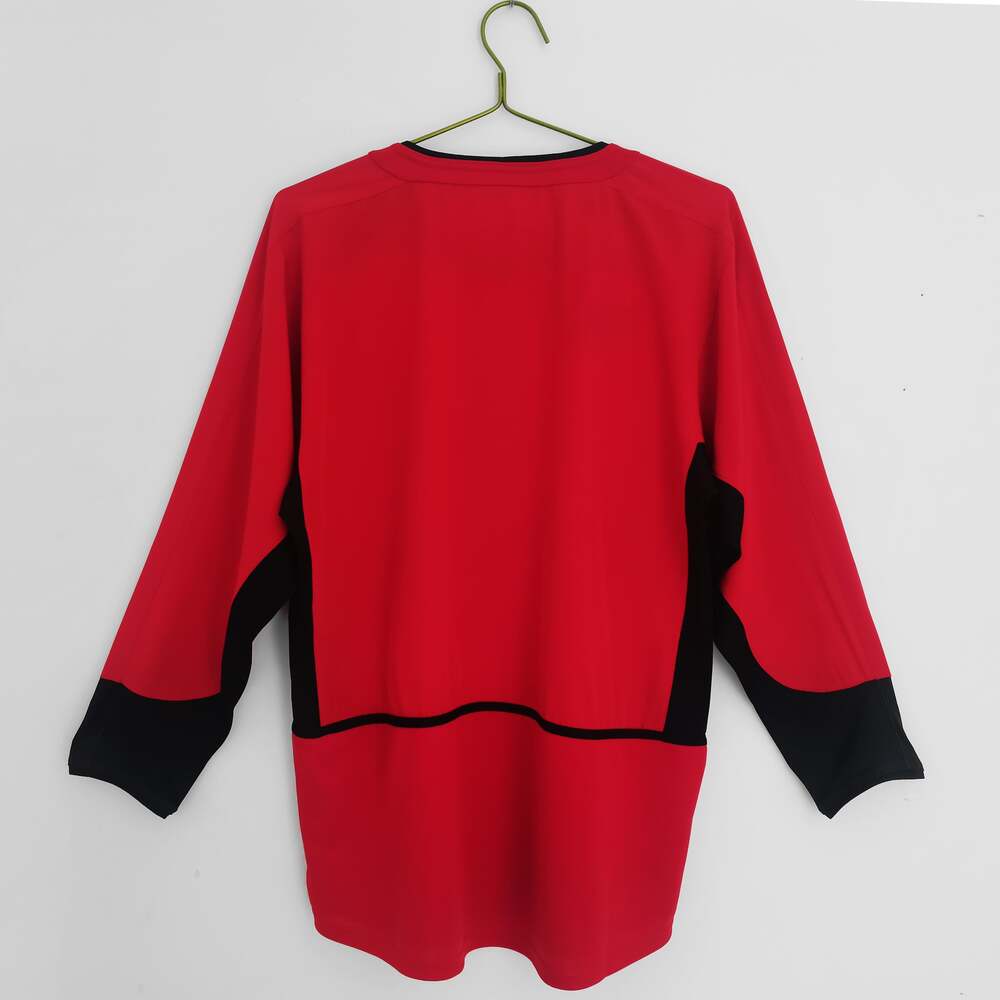 Manchester United 2003/2004 Retro Shirt - Long Sleeve