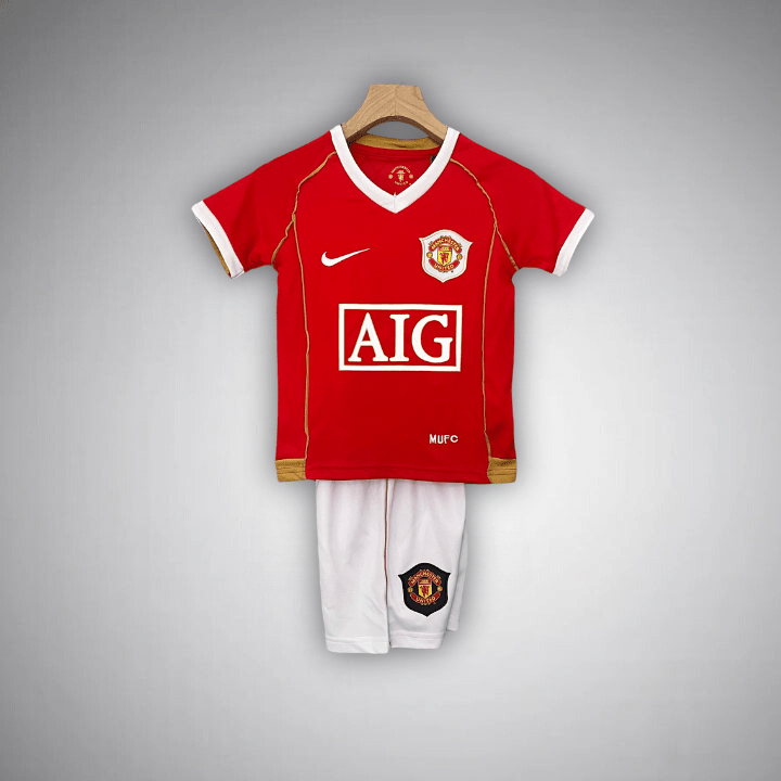 06/07 Manchester United Home Kids Kit