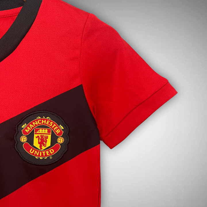 09/10 Manchester United Home Kids Kit