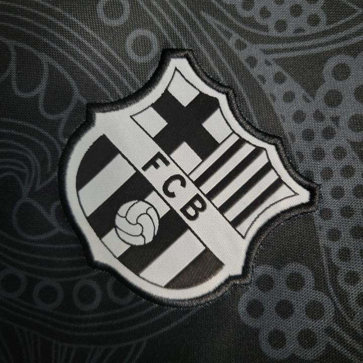 FC Barcelona Noir Fleur Kit