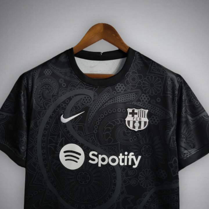 FC Barcelona Noir Fleur Kit