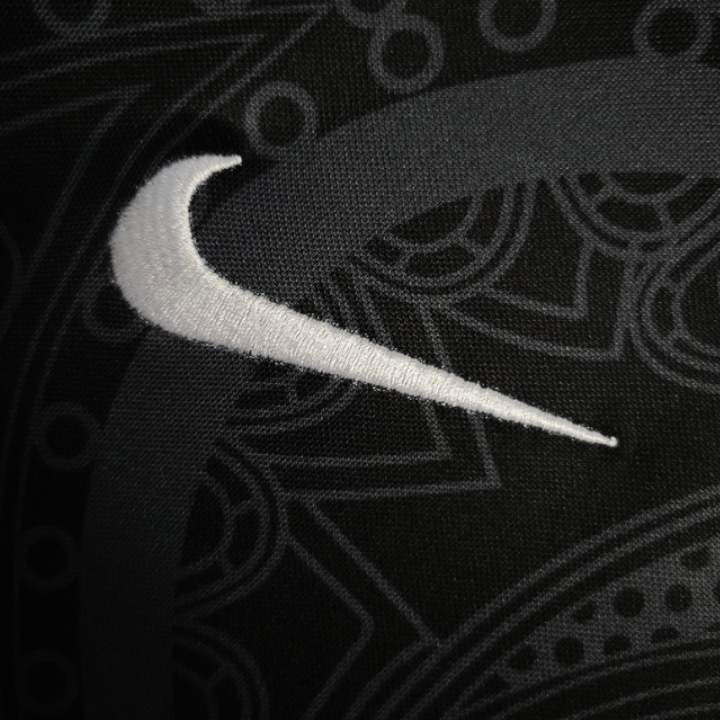 FC Barcelona Noir Fleur Kit