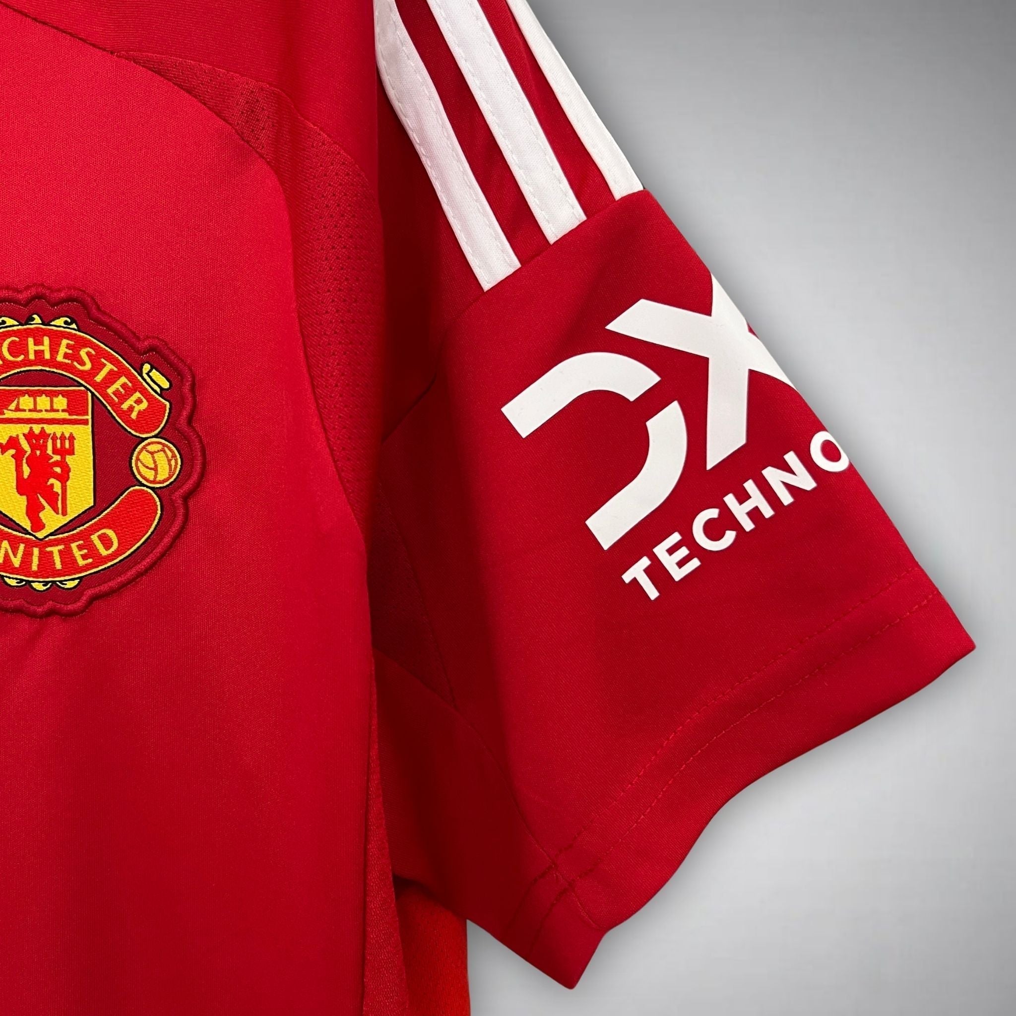 24/25 Manchester United Home Kit