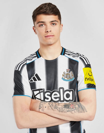 Newcastle 25/26 Home Shirt
