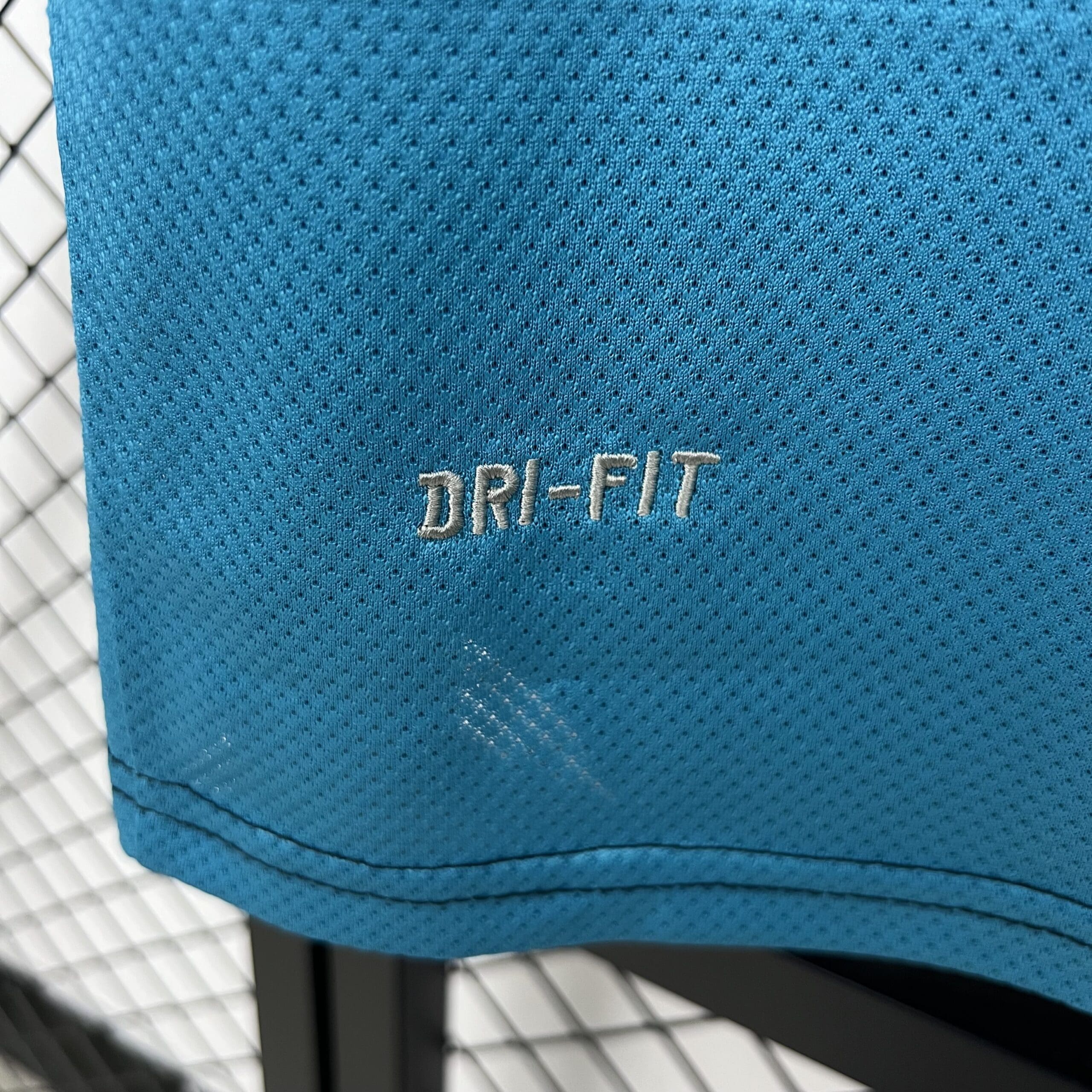 Arsenal 2011-12 Away Retro Kit