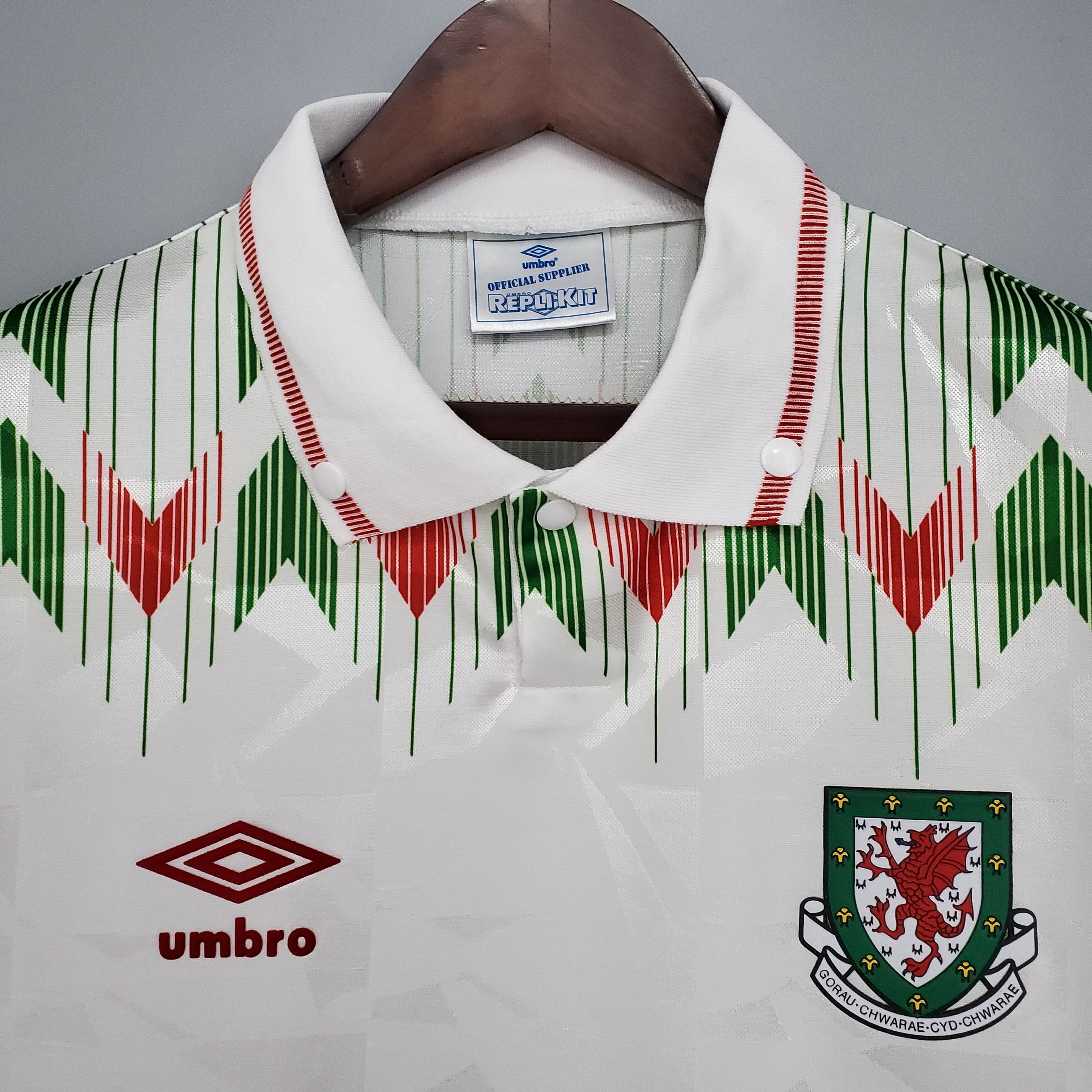 Wales 1990/92 Retro Away Shirt