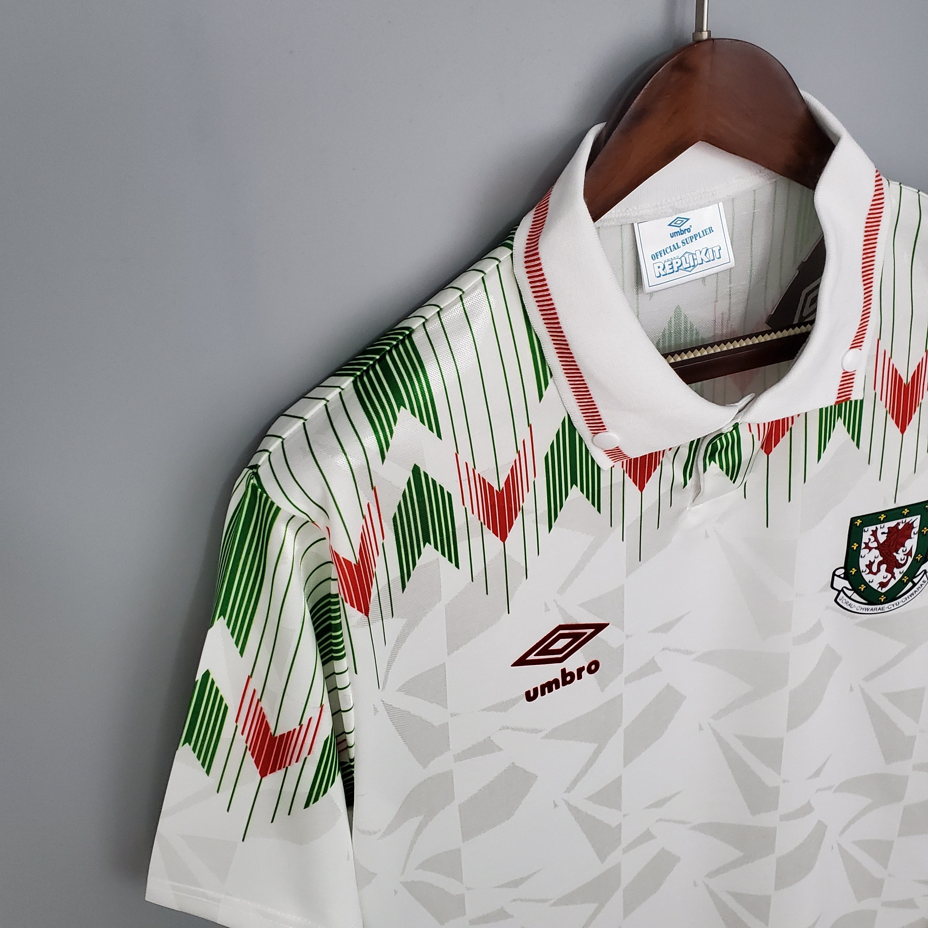 Wales 1990/92 Retro Away Shirt