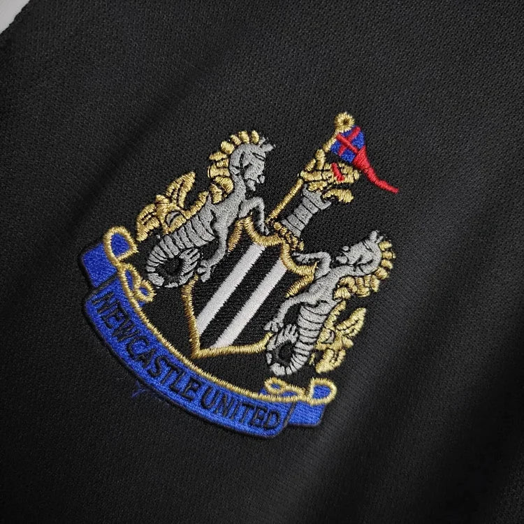 2000-2001 Newcastle United Retro Away Shirt