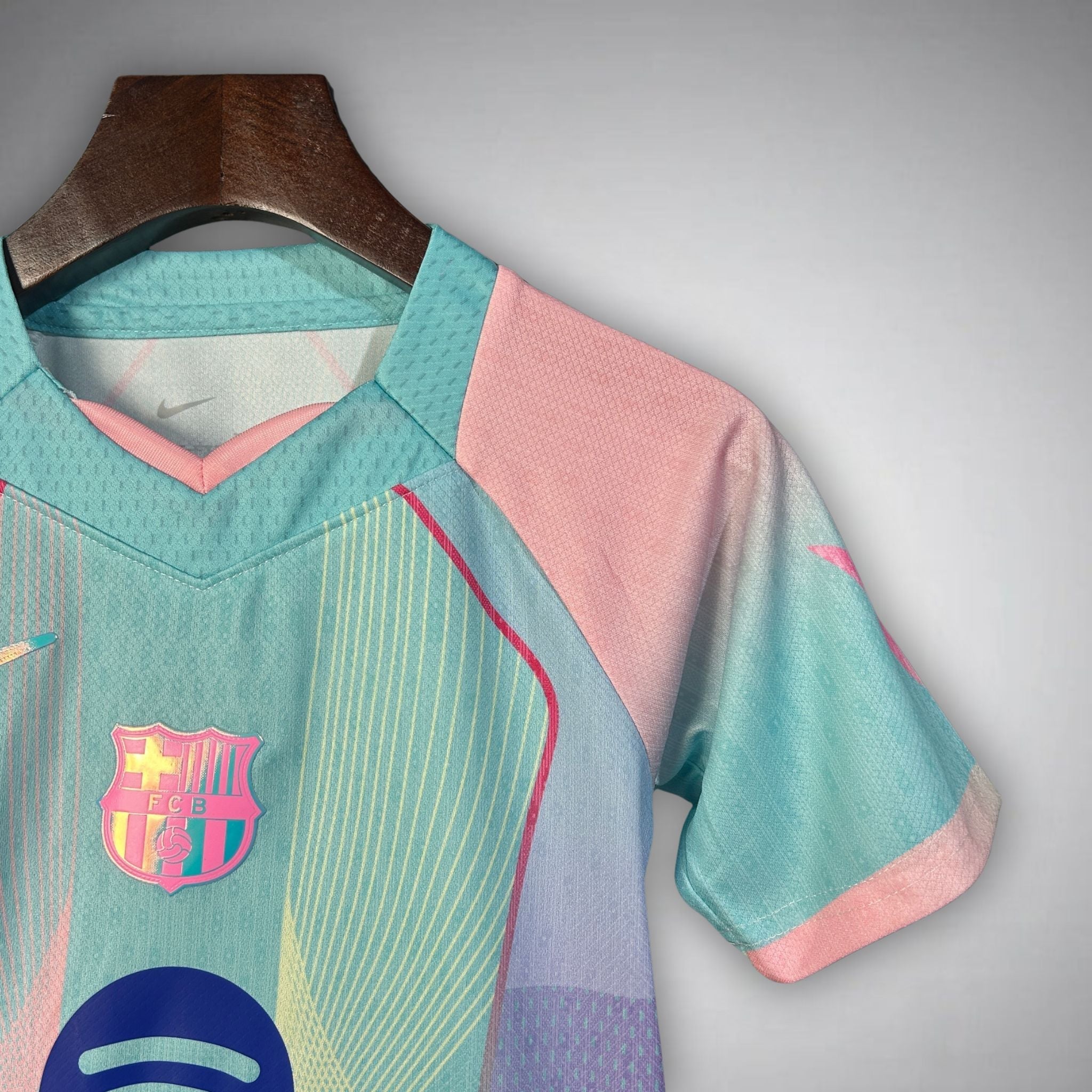 FC Barcelona Dreamwave Kids Kit