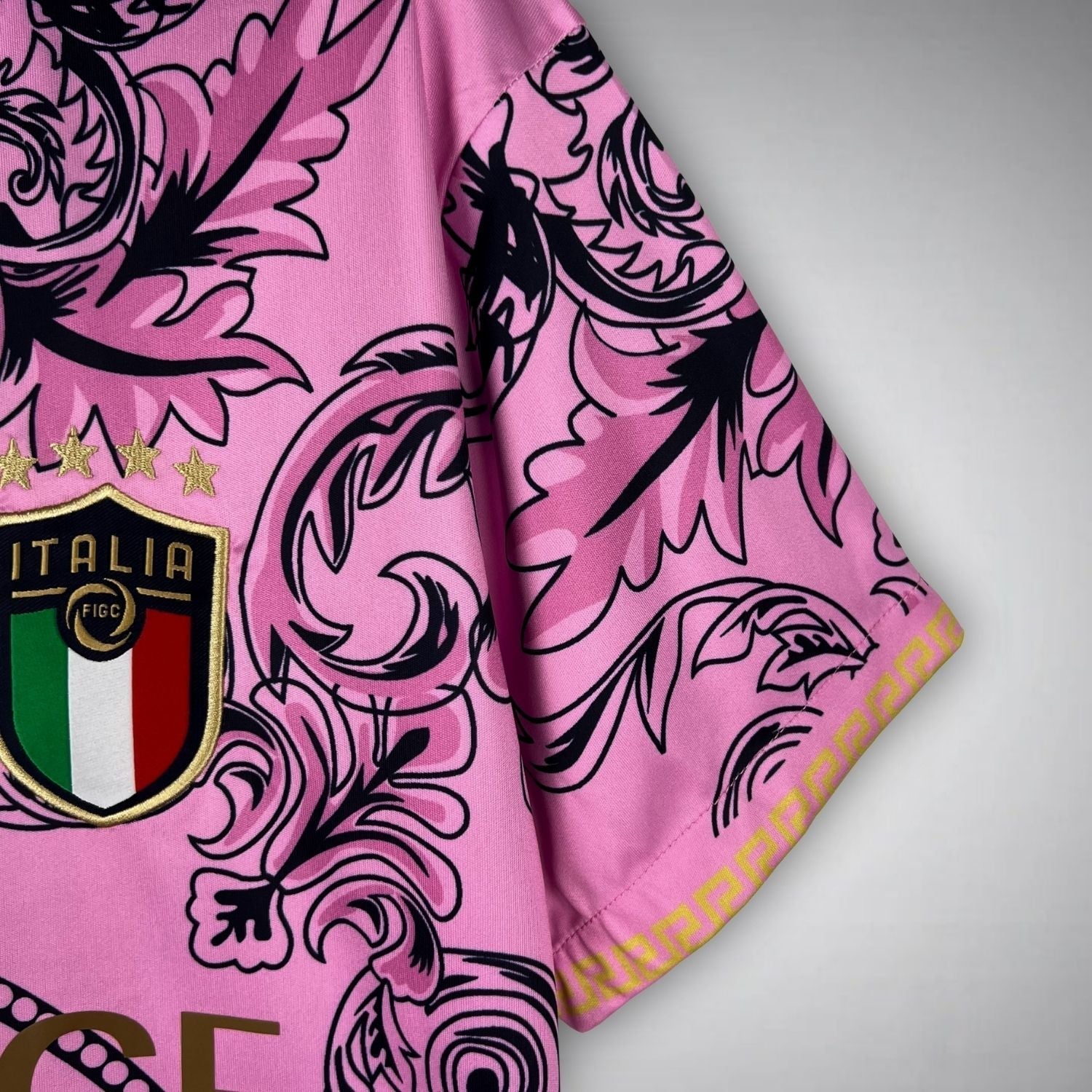 Italy Versace Pink Kit