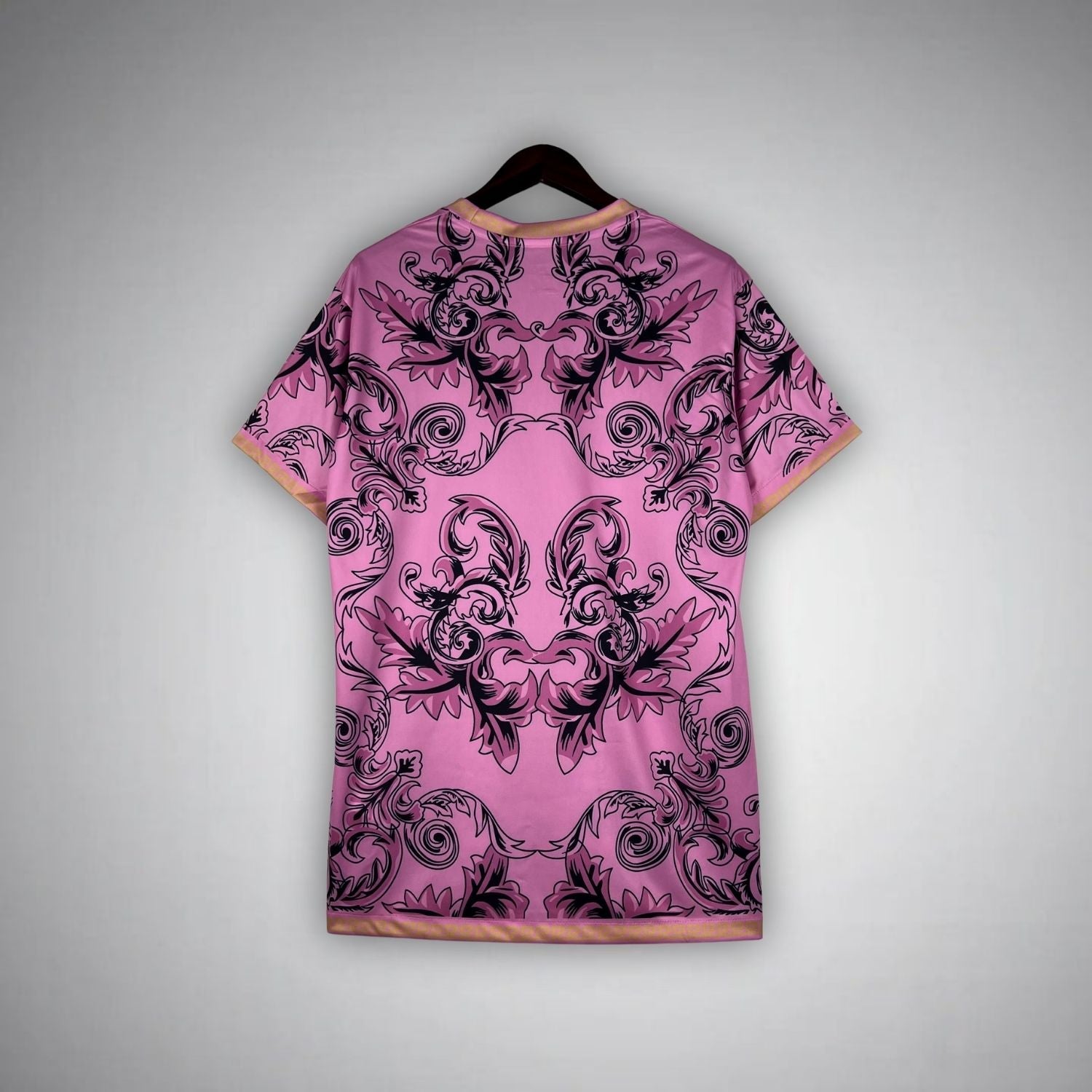 Italy Versace Pink Kit