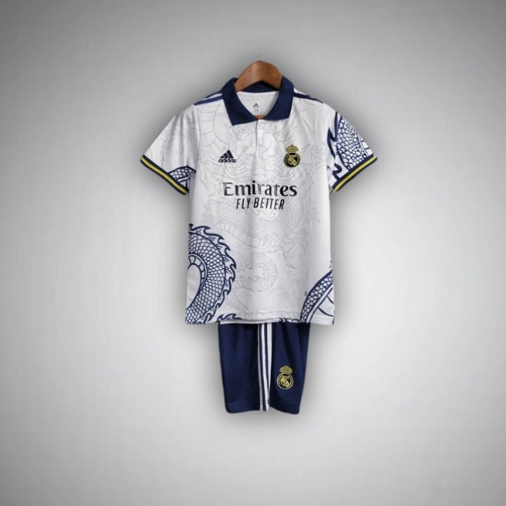 Real Madrid Dragon Blanco Kids Kit