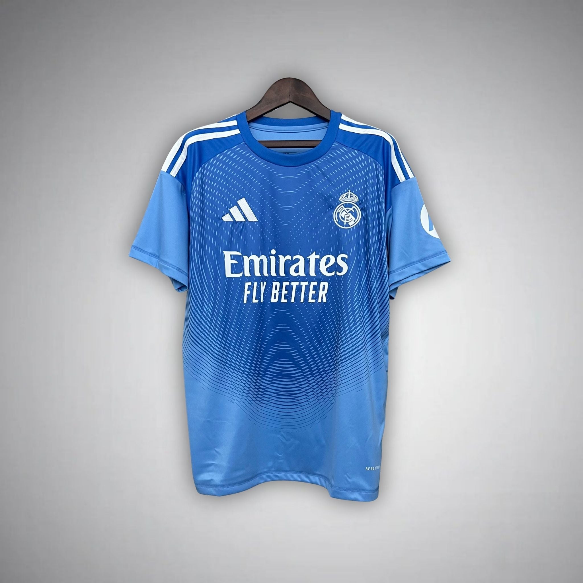 Real Madrid Royal Breeze Kit