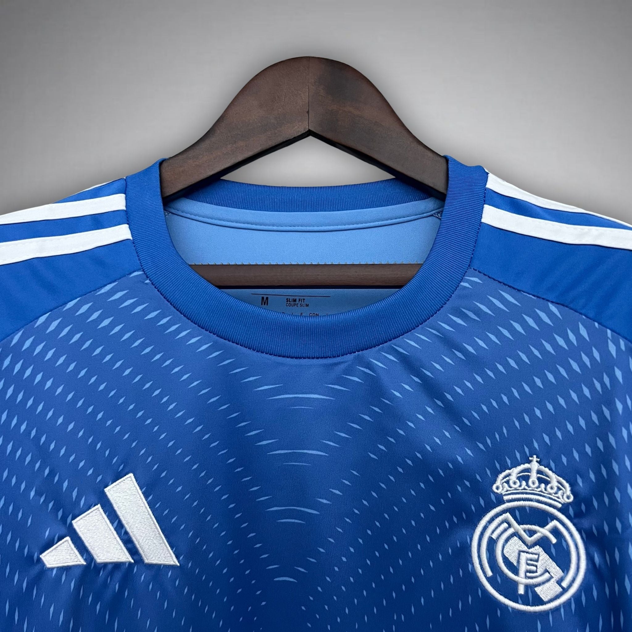 Real Madrid Royal Breeze Kit